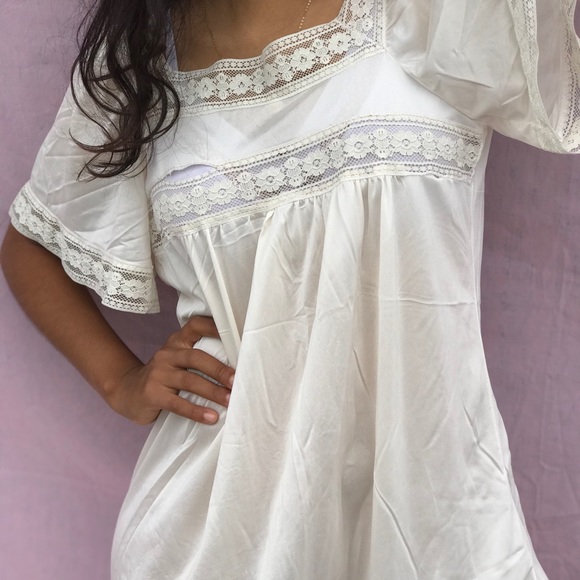 Adorable long Robe - Picture 5 of 8